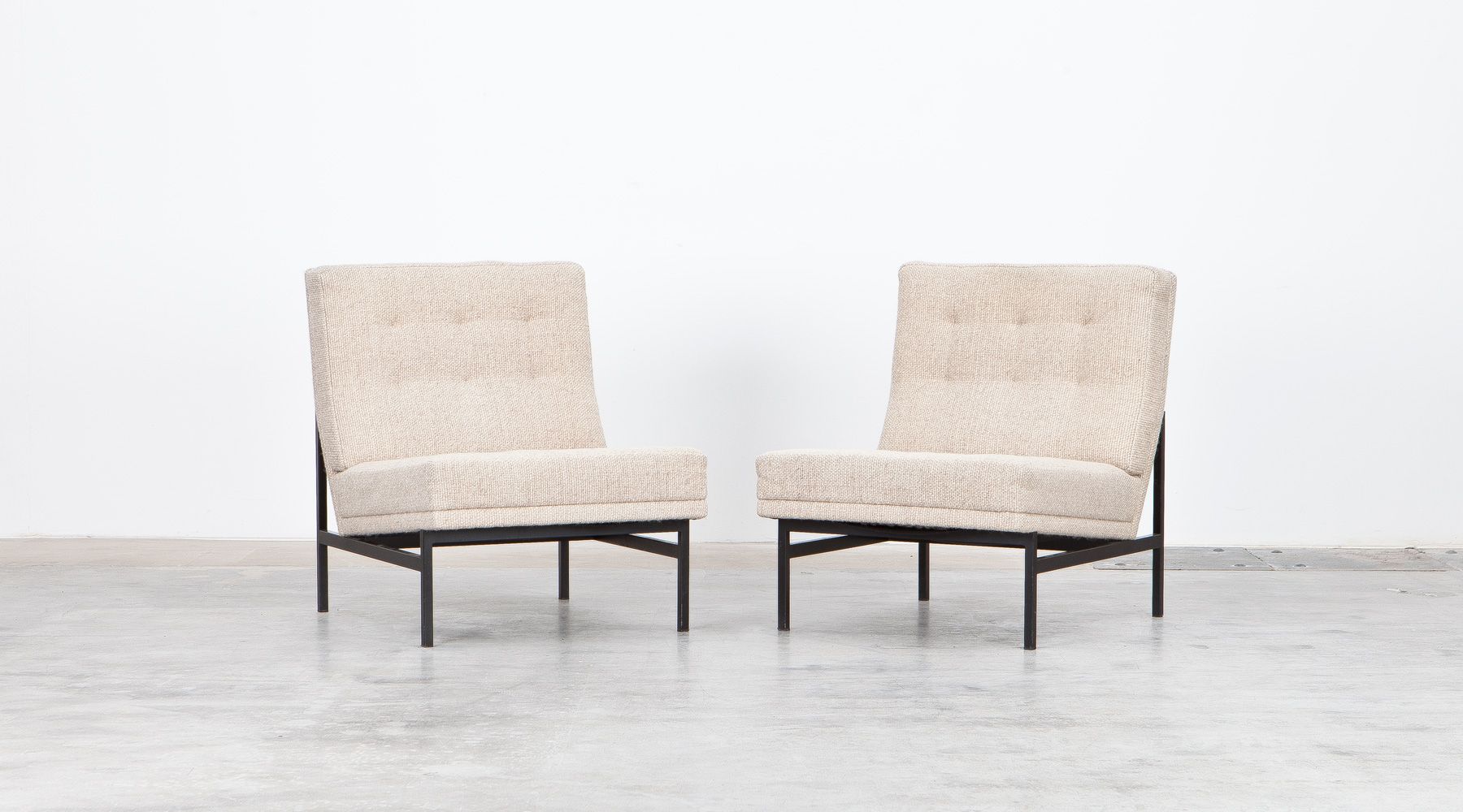 Lounge Chairs 2 By Florence Knoll Frank Landau
