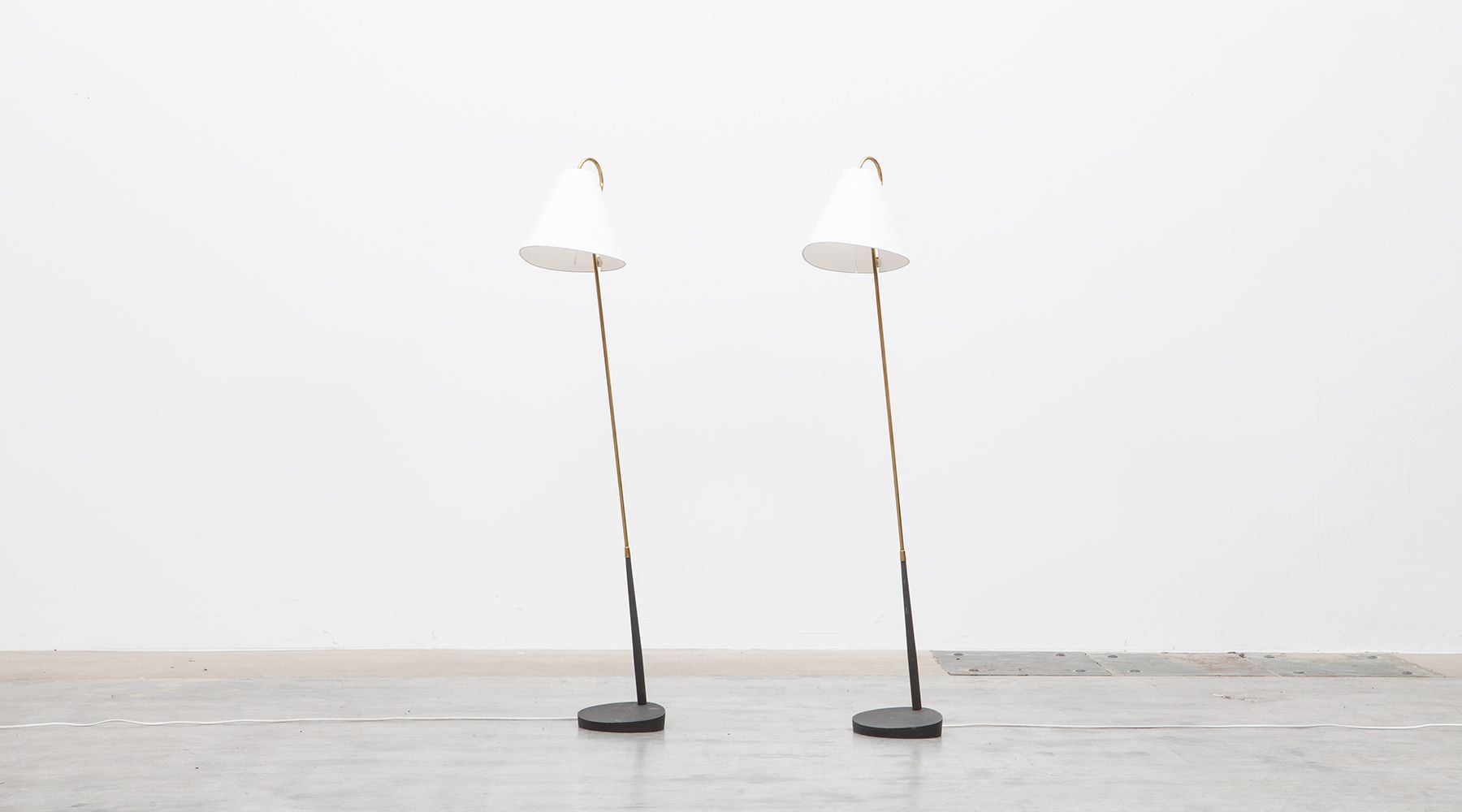 floor lamps (2)