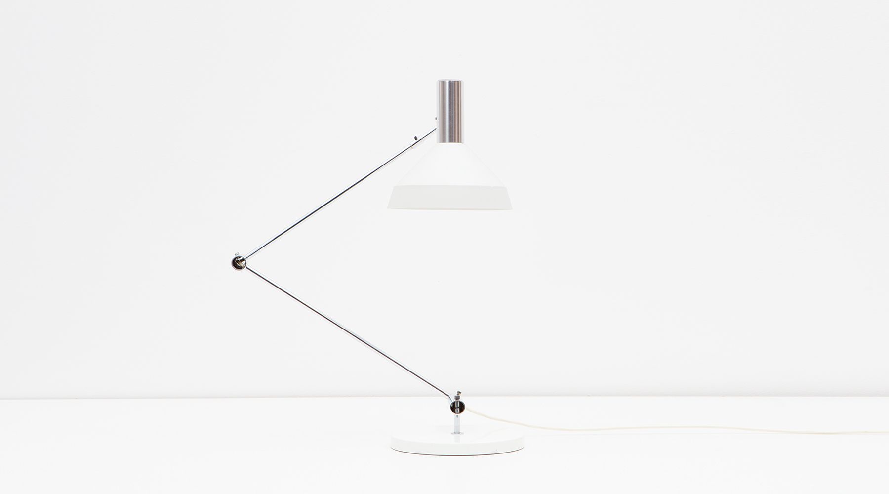 table lamp (m)