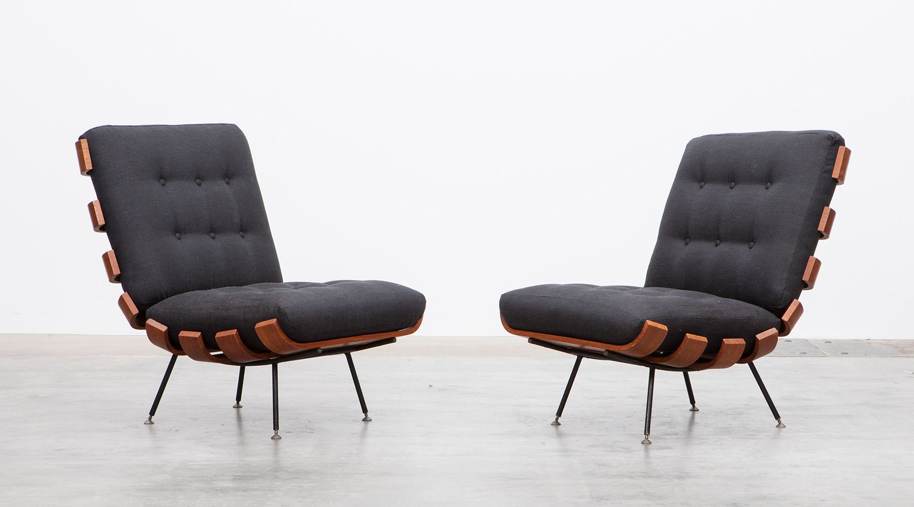 Lounge chairs (2) (A)