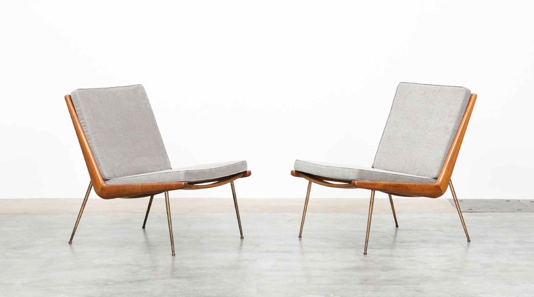 Lounge chairs (2) (d)