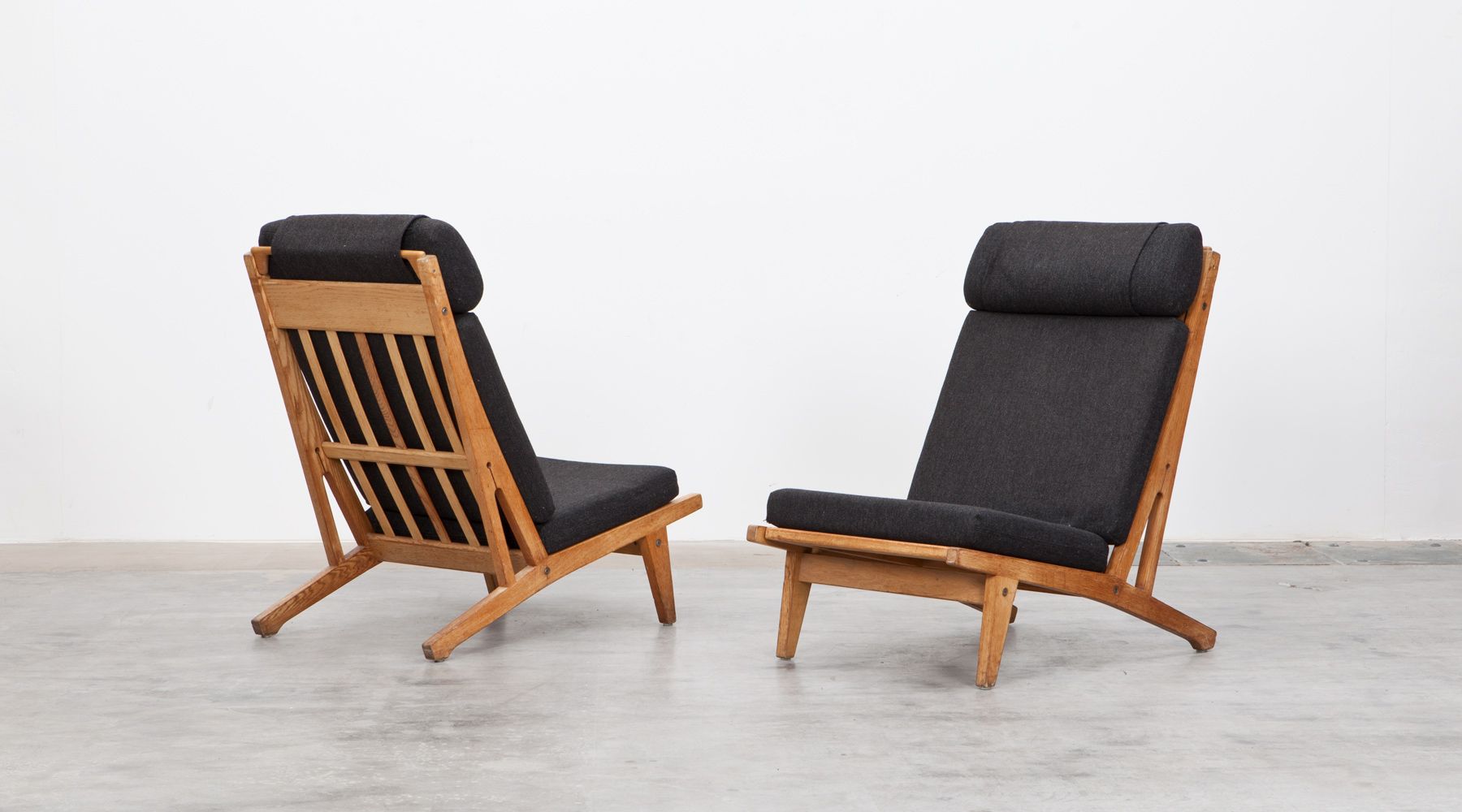 lounge chairs (2)