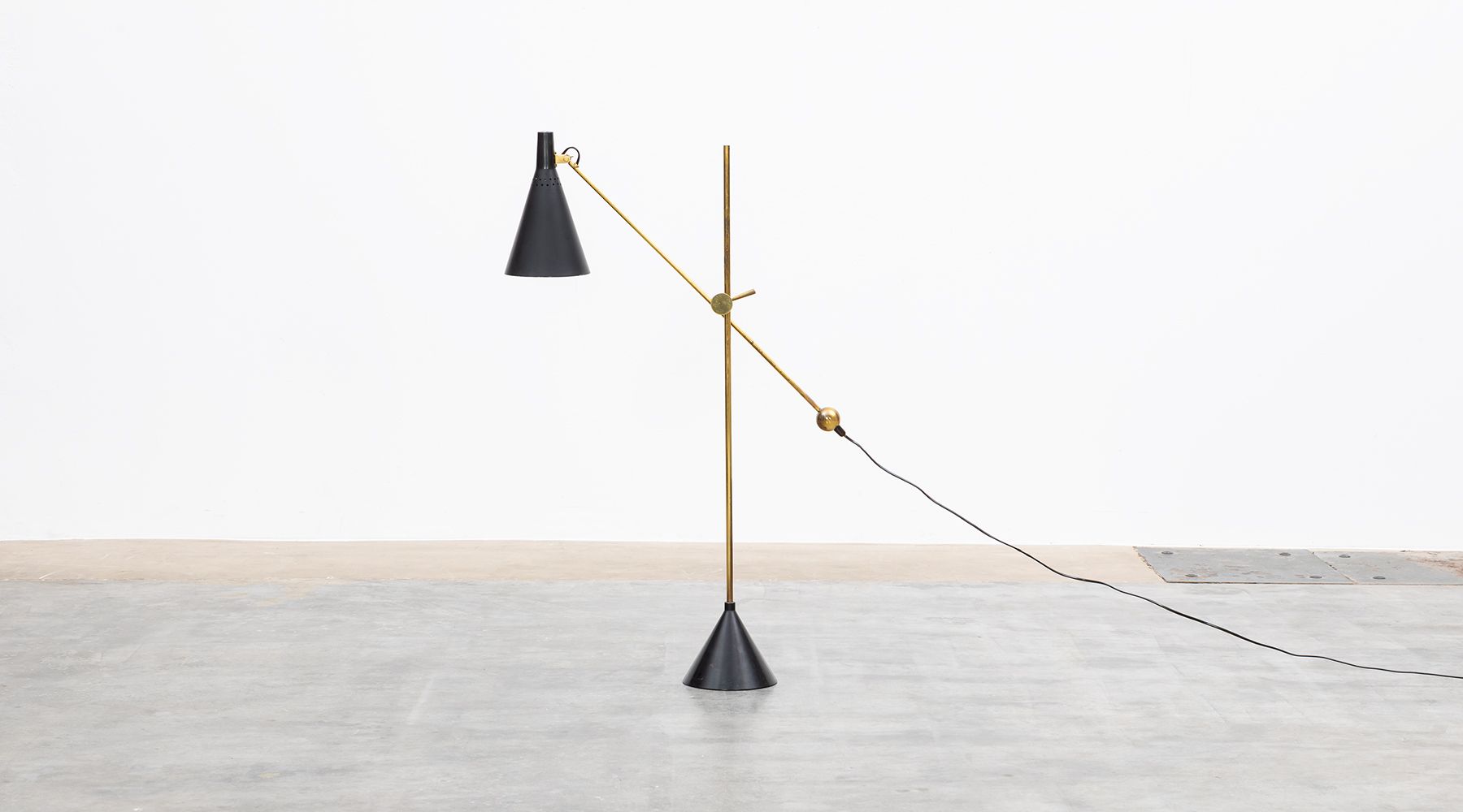 Floor lamp 