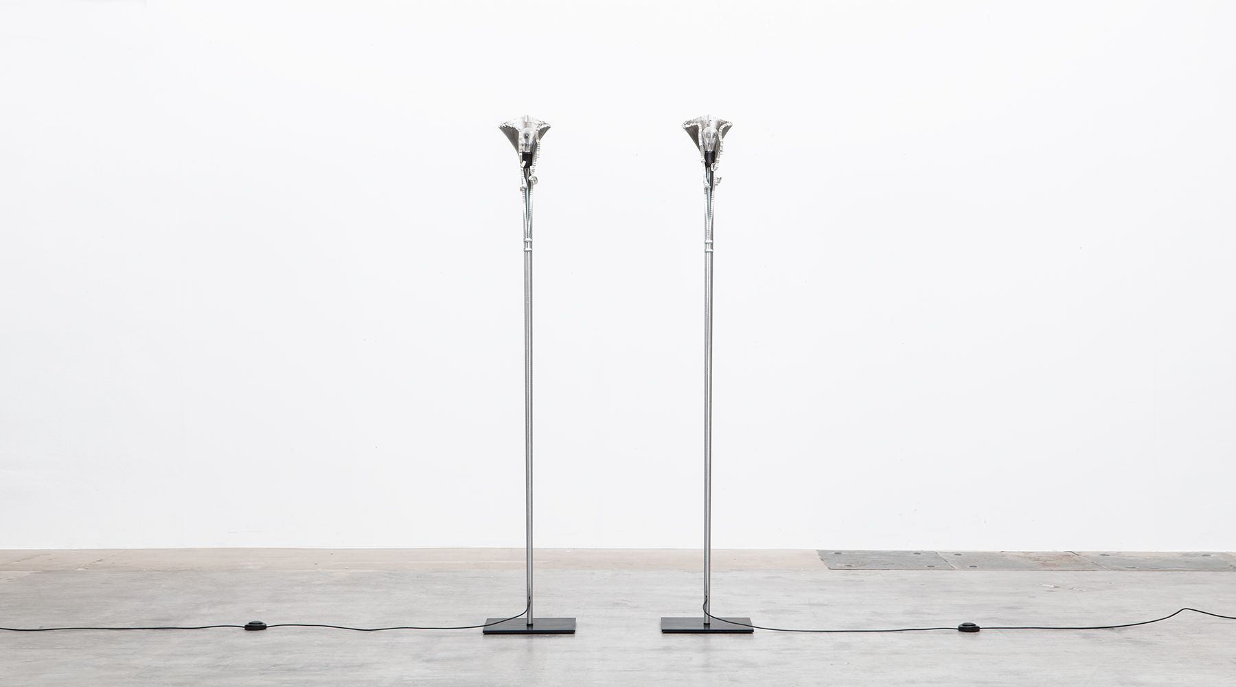 Floor lamps (2)