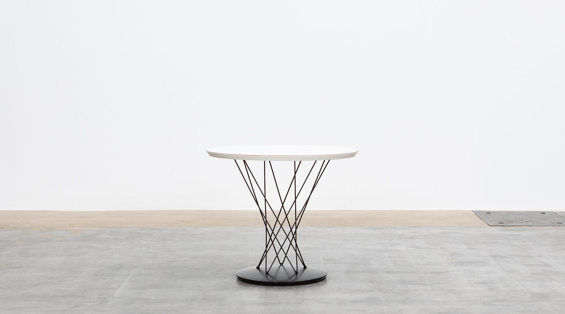 Side table (b)