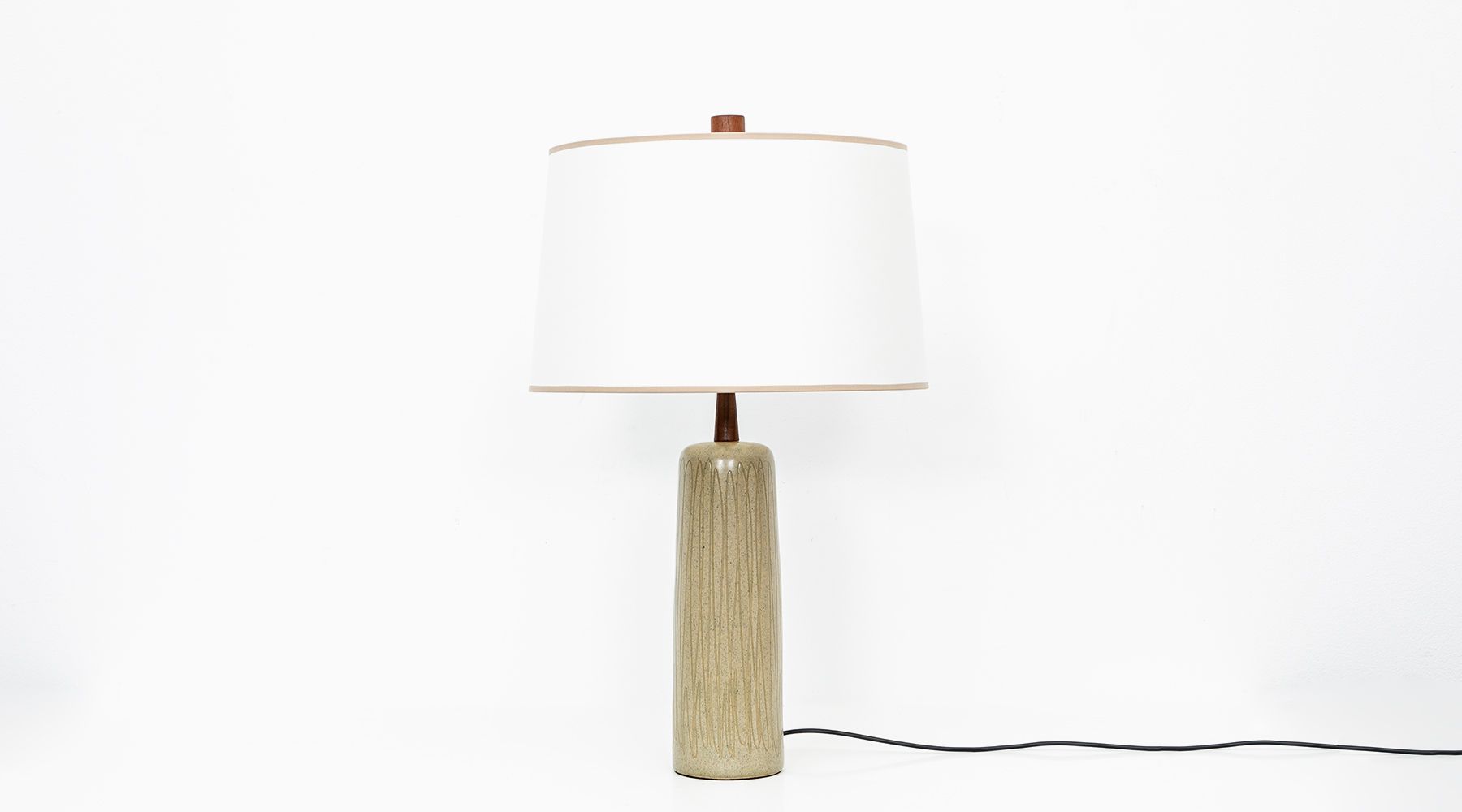 table lamp (d)