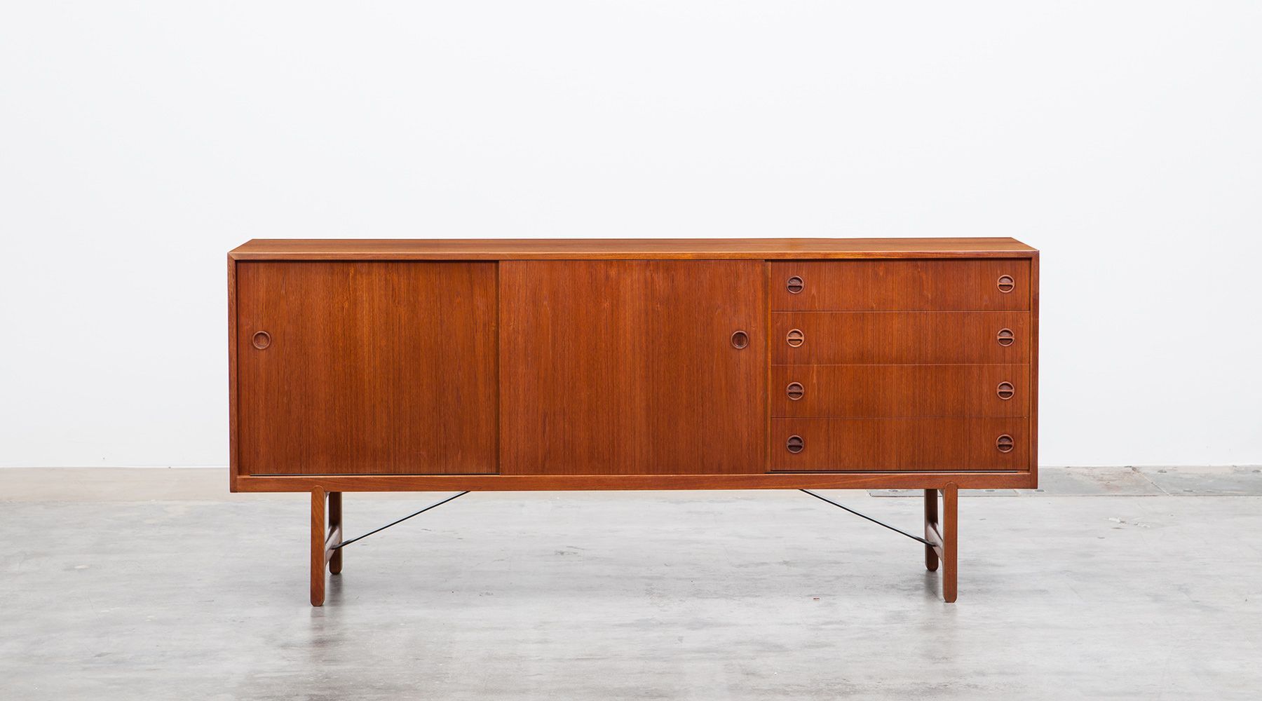 Sideboard