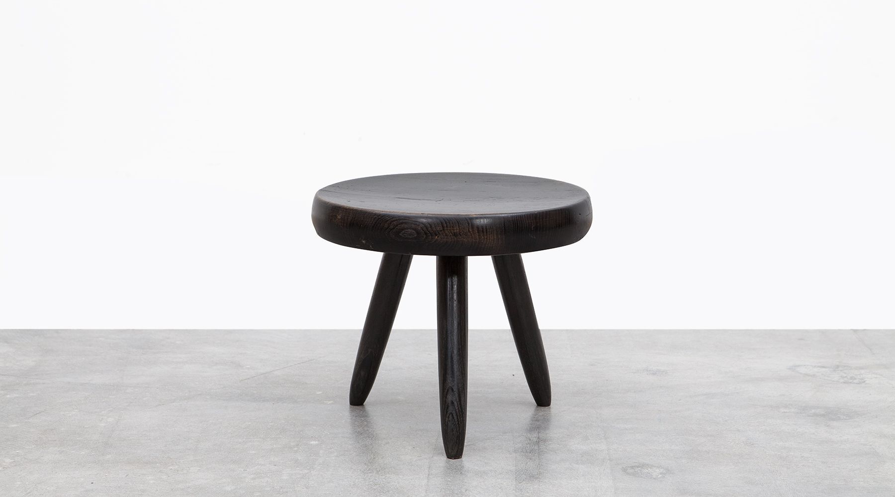 stool (a)