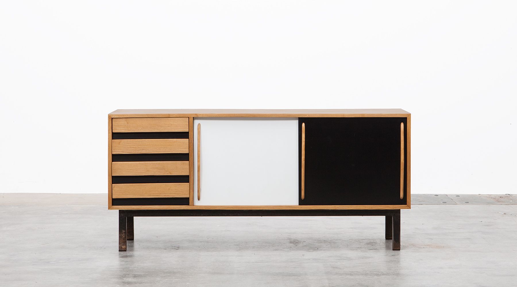 sideboard (h)