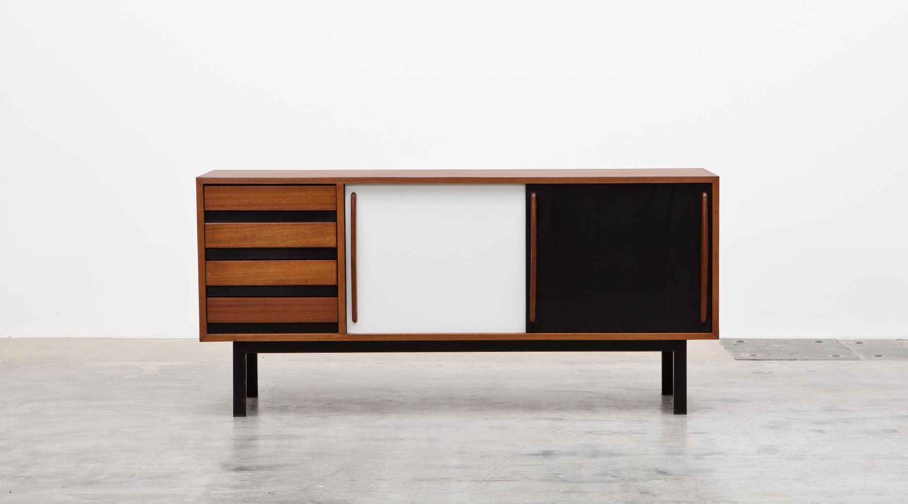 sideboard (b)
