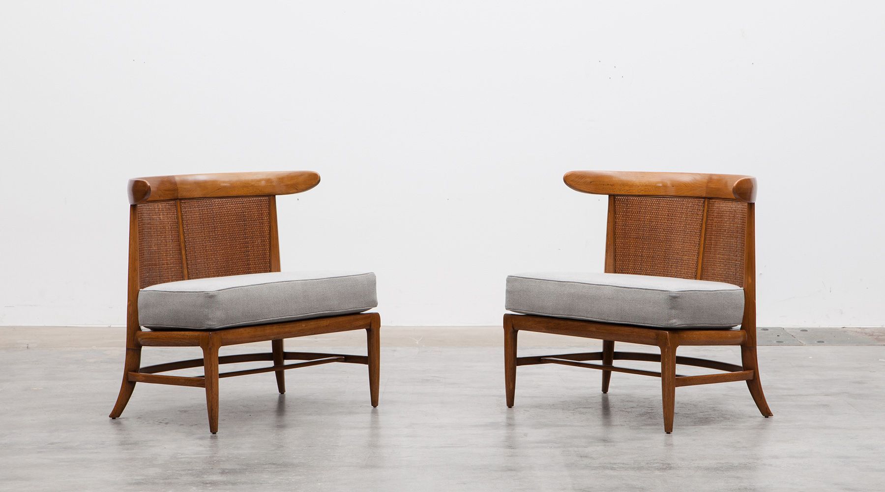 Lounge chairs (2) (a)