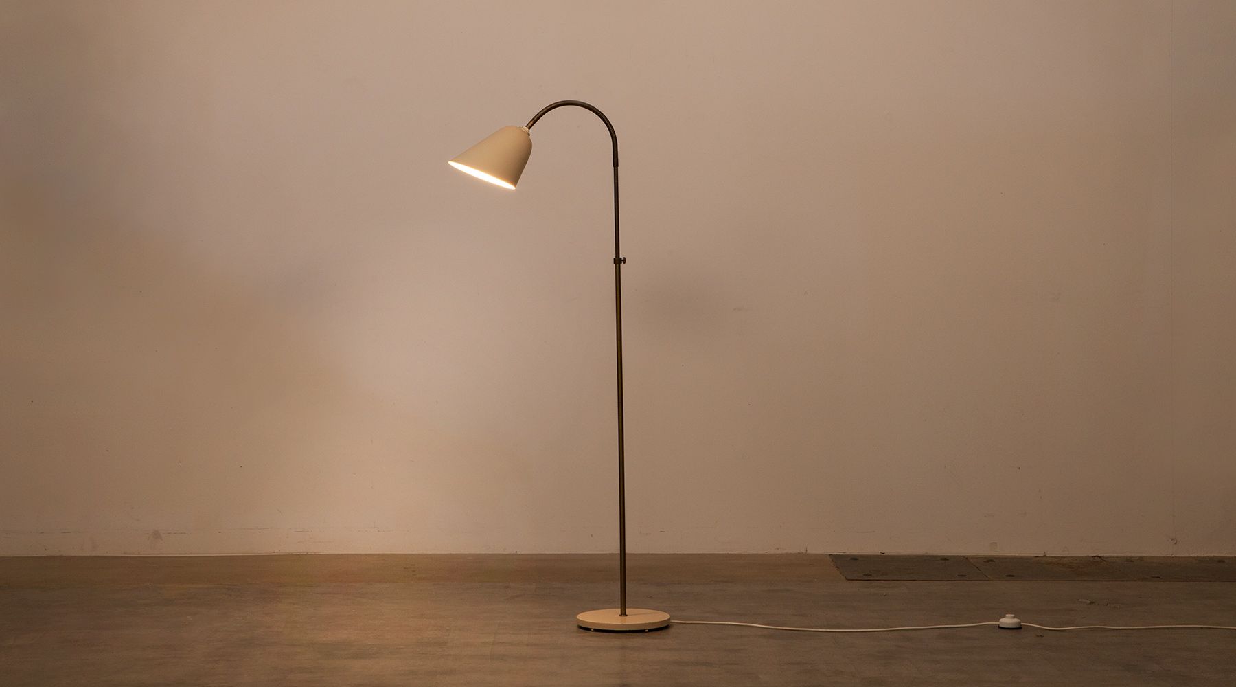 floor lamp by Arne Jacobsen Frank Landau